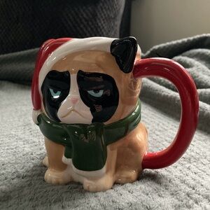 Grumpy Cat Holiday Mug – Ceramic – Dishwasher & Microwave Safe